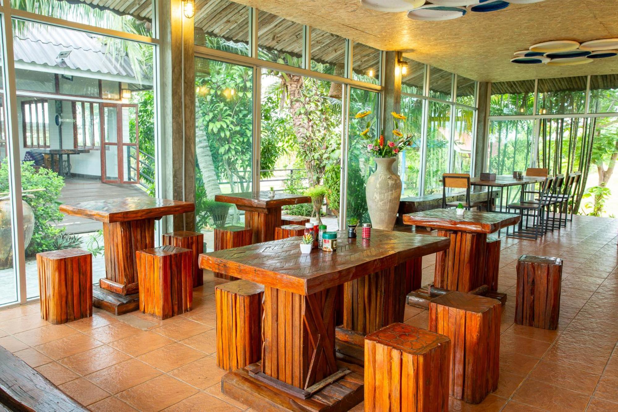 Phanumas Resort 치앙마이 외부 사진