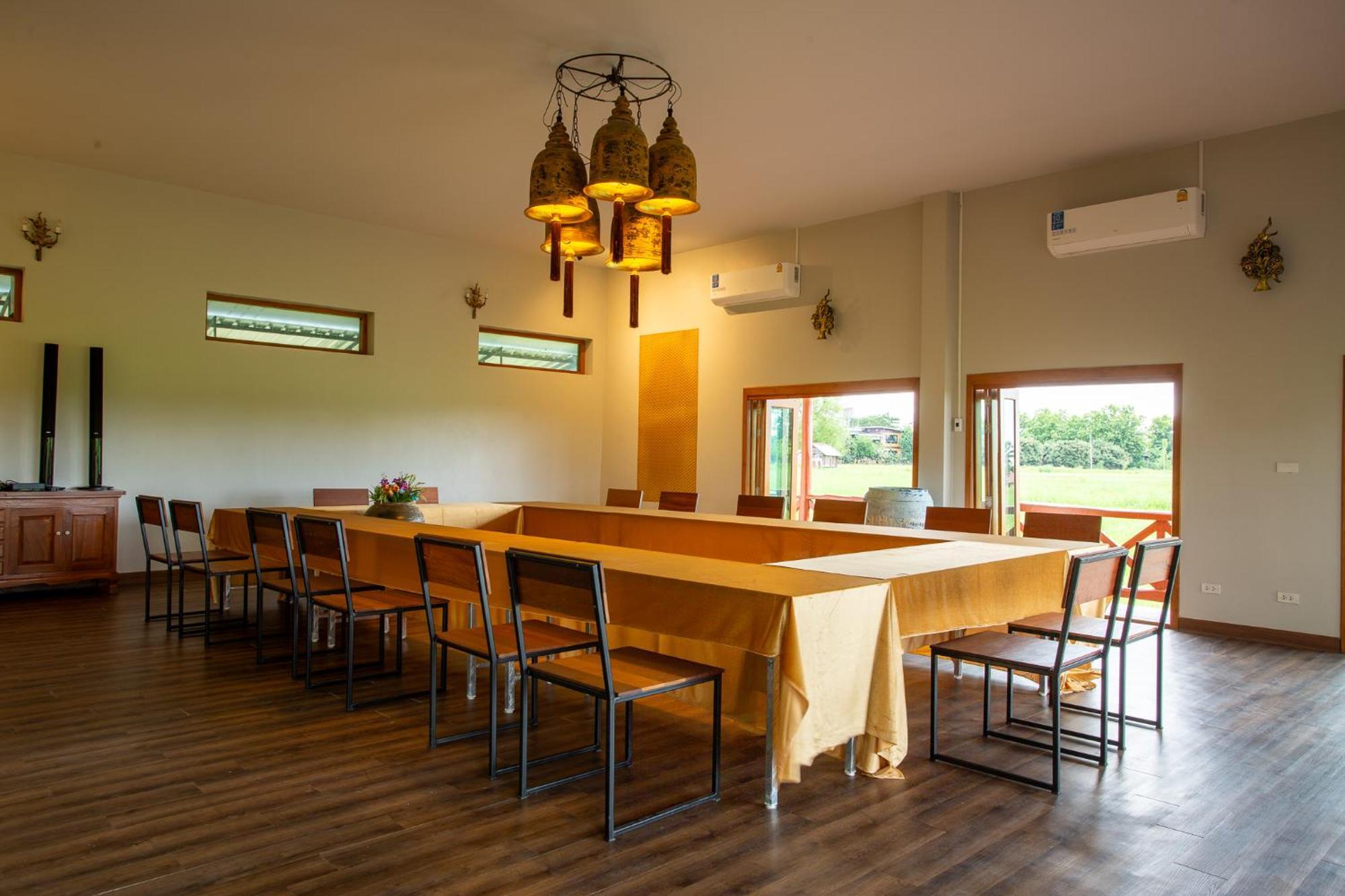 Phanumas Resort 치앙마이 외부 사진